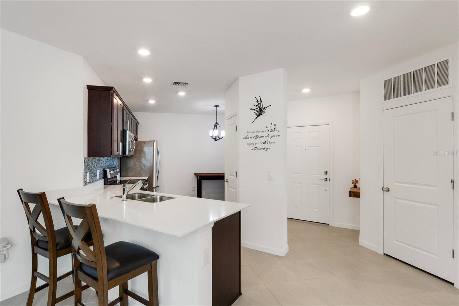 AVANTI AT WATERSIDE - Residential