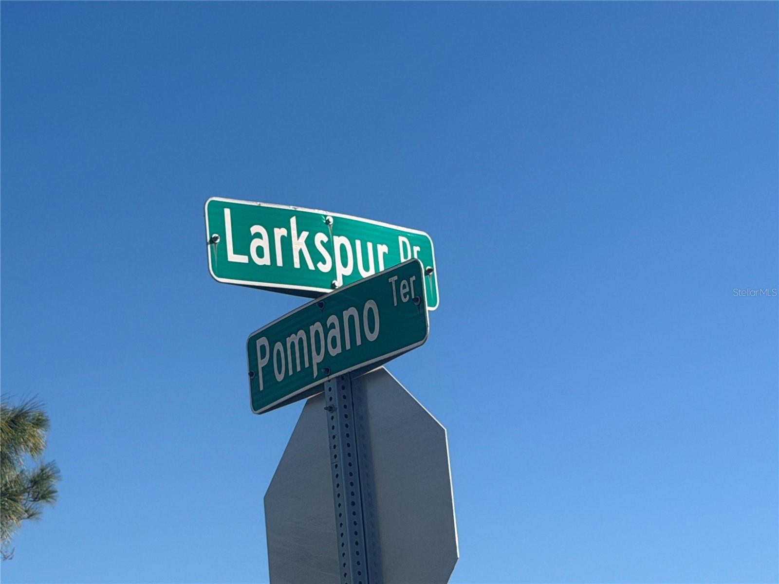 CHARLOTTE PARK - Land