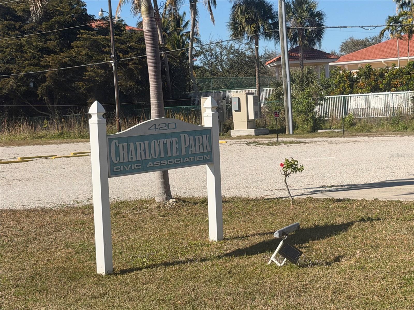 CHARLOTTE PARK - Land