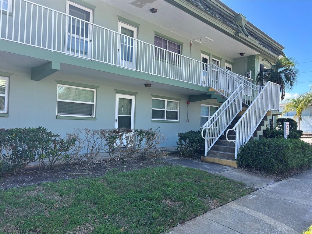 Photo of 1433 S Belcher Road #B7, Clearwater, FL 33764 (MLS # A4689296)