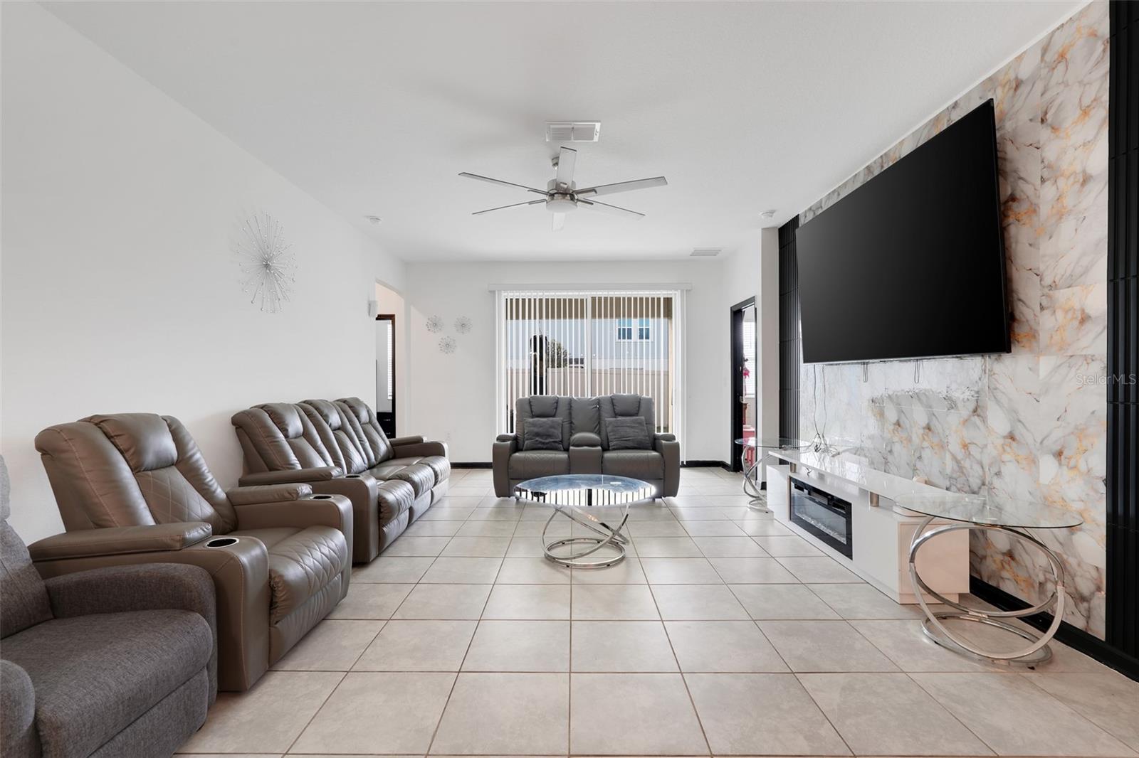 RANCHES/LK MCLEOD I - Residential