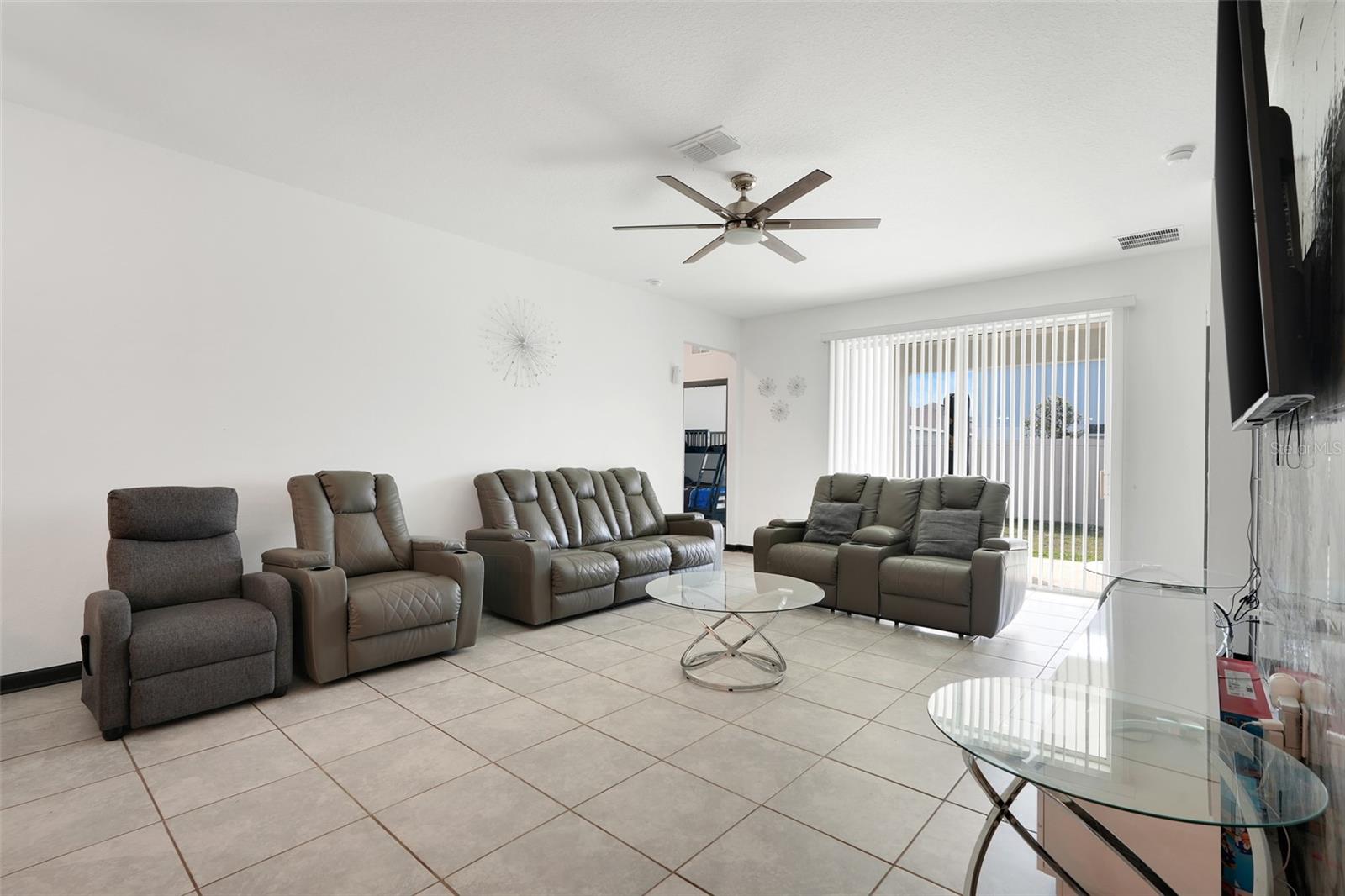 RANCHES/LK MCLEOD I - Residential