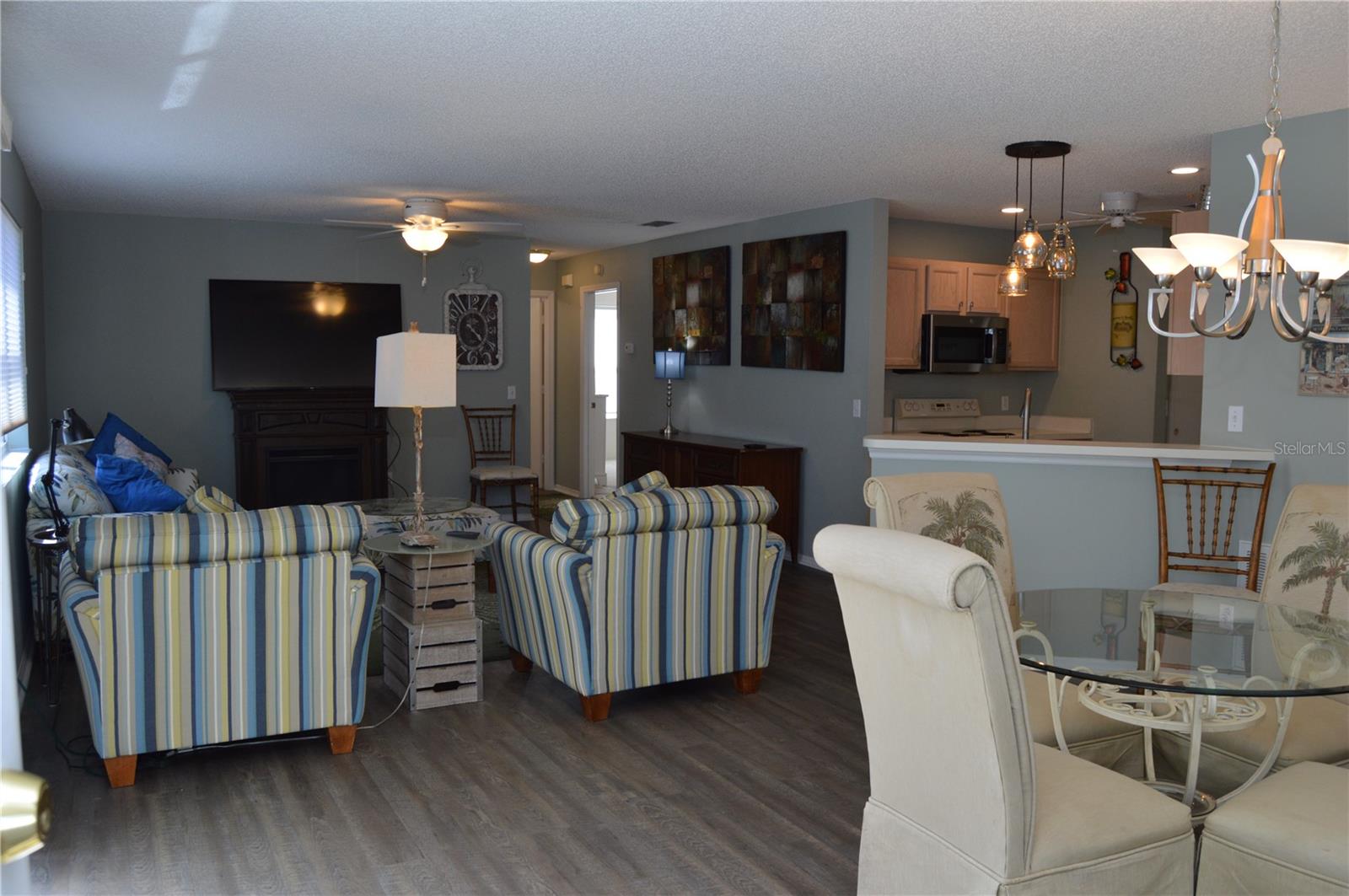 VILLAGES OF SUMTER VILLA DELCANTO - Residential