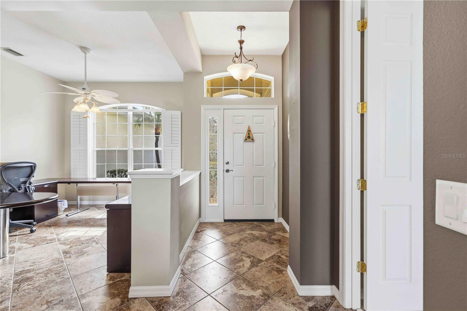 UNIVERSITY PLACE - Residential