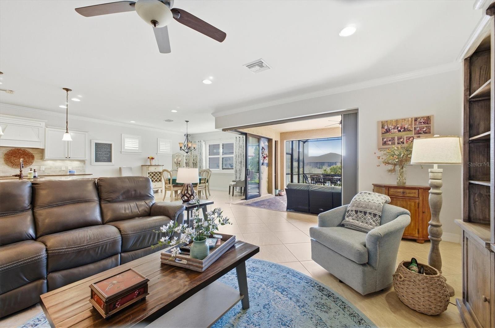 ISLANDWALK/WEST VLGS PH 3A, 3 - Residential