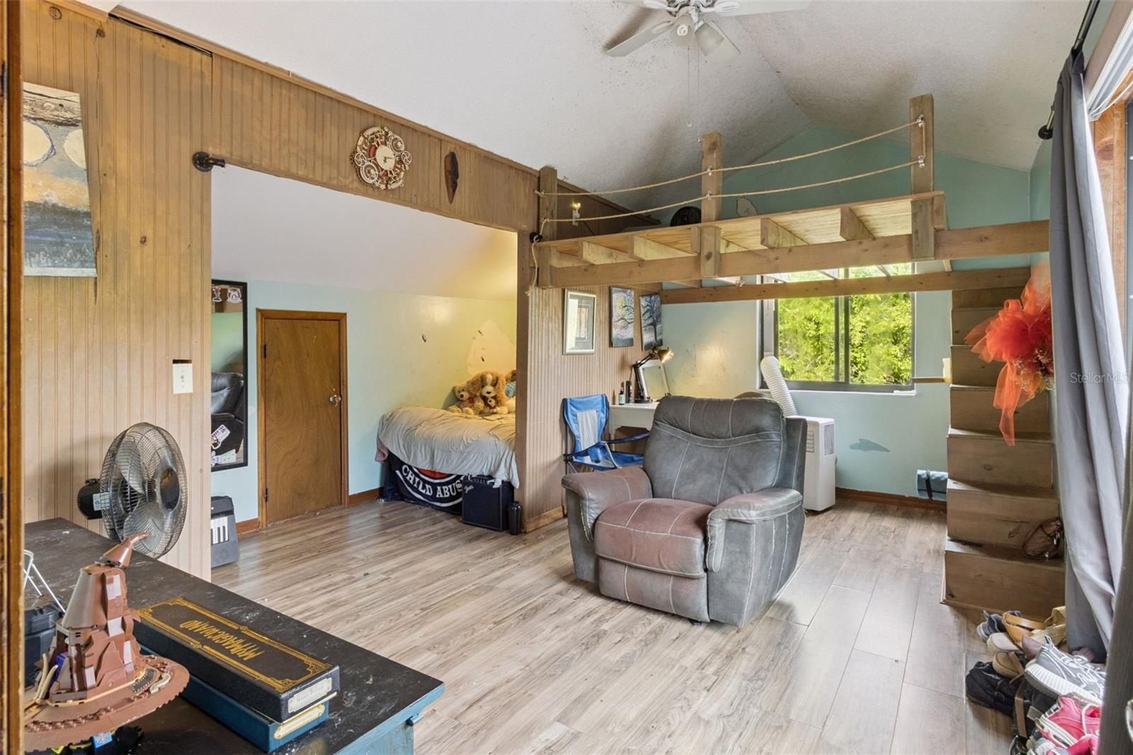 BAYMEADOWS - Residential