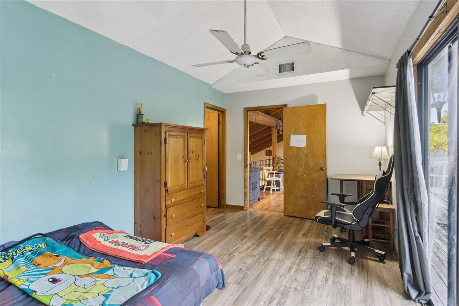 BAYMEADOWS - Residential