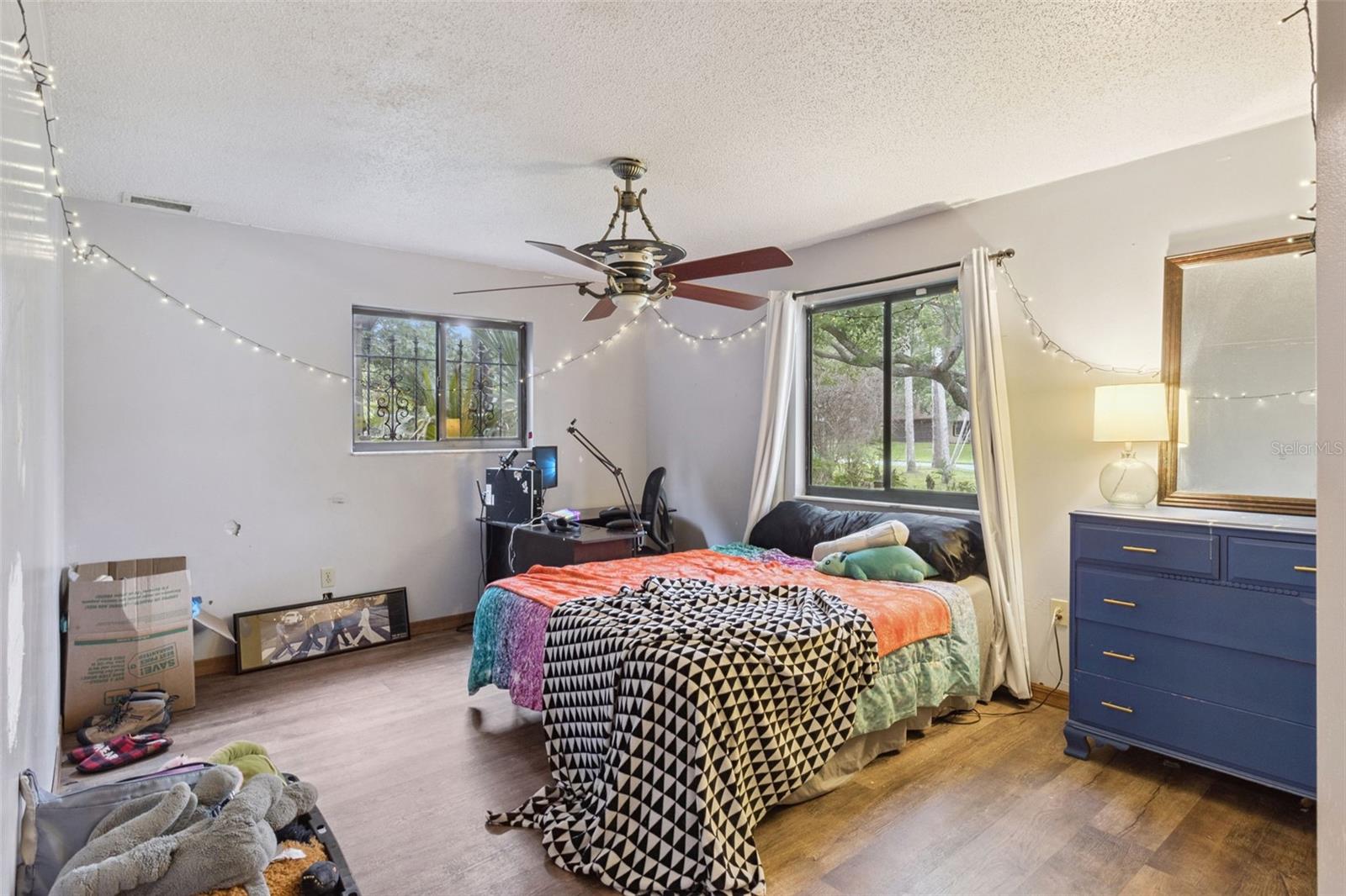 BAYMEADOWS - Residential