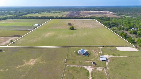 Tiny photo for 2700 SW 210th Avenue, Dunnellon, FL 34431 (MLS # OM721682)