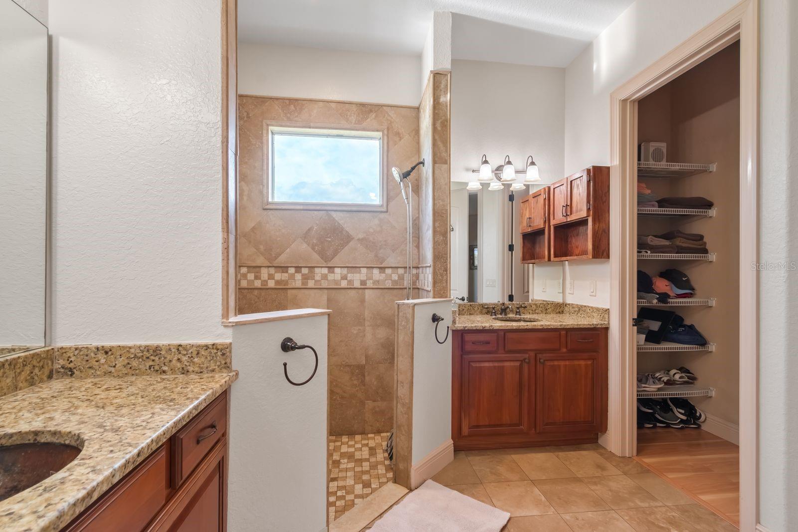 MEADOW RDG RANCHES SOUTH - Residential