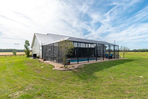 Tiny photo for 2700 SW 210th Avenue, Dunnellon, FL 34431 (MLS # OM721682)