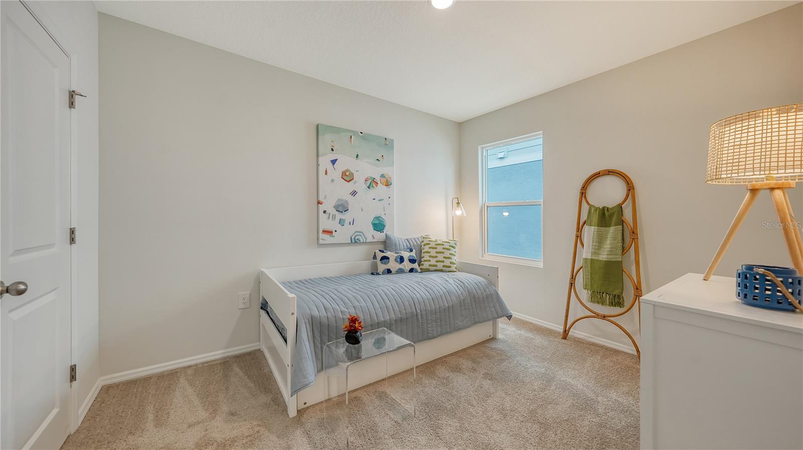 BROADLEAF - Residential