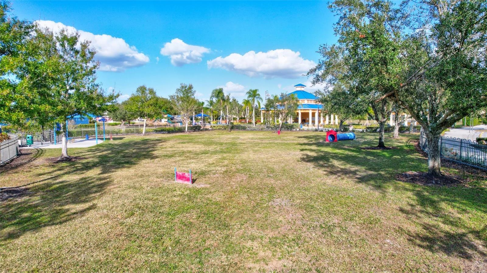 CENTRAL PARK - Residential