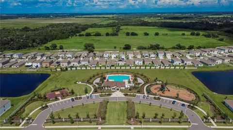 A home in WIMAUMA