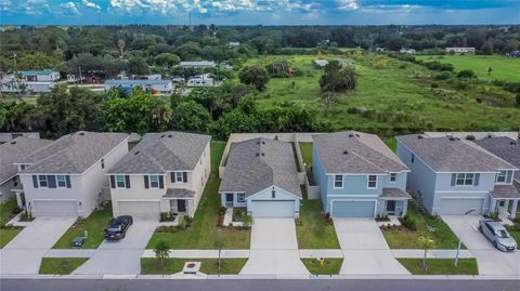 A home in WIMAUMA