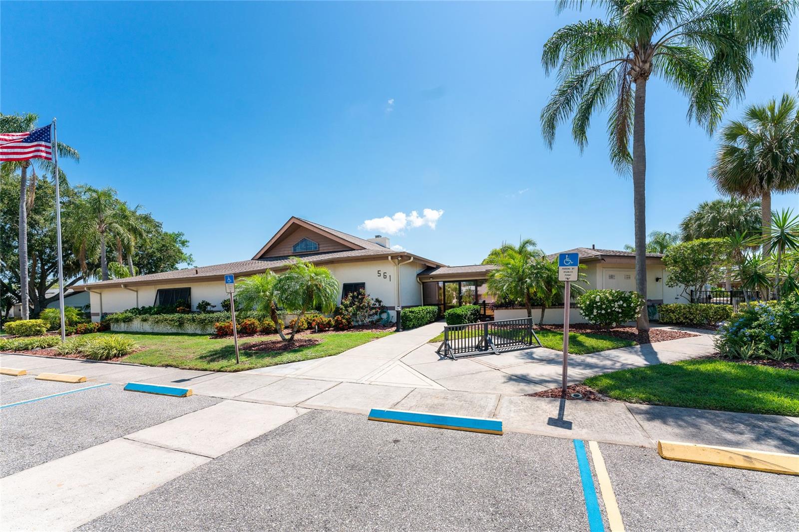 FOXWOOD - Residential