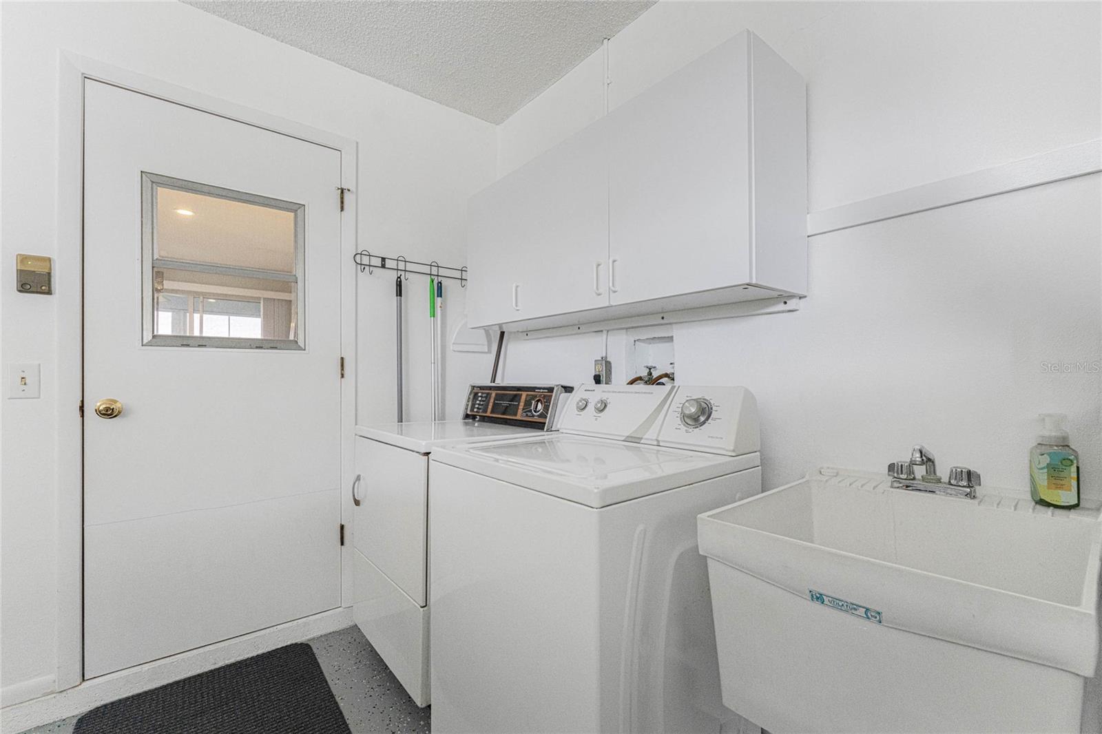 FOXWOOD - Residential