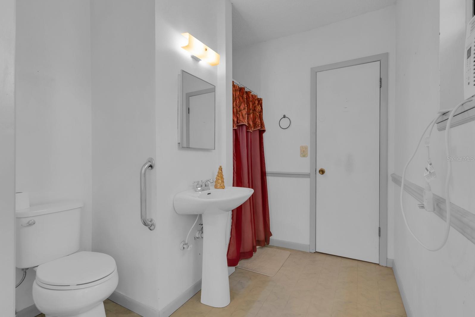 LEMON BLUFF ADD 02 - Residential