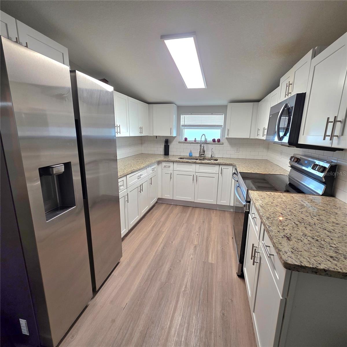 416 W BROADWAY STREET