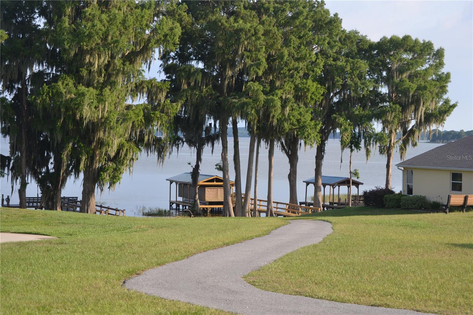 ROYAL HARBOR PH 01 - Residential