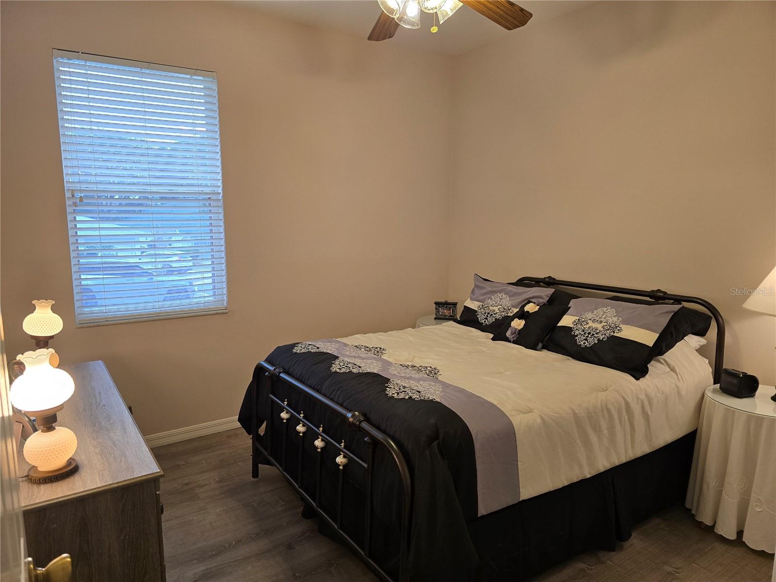 ROYAL HARBOR PH 01 - Residential