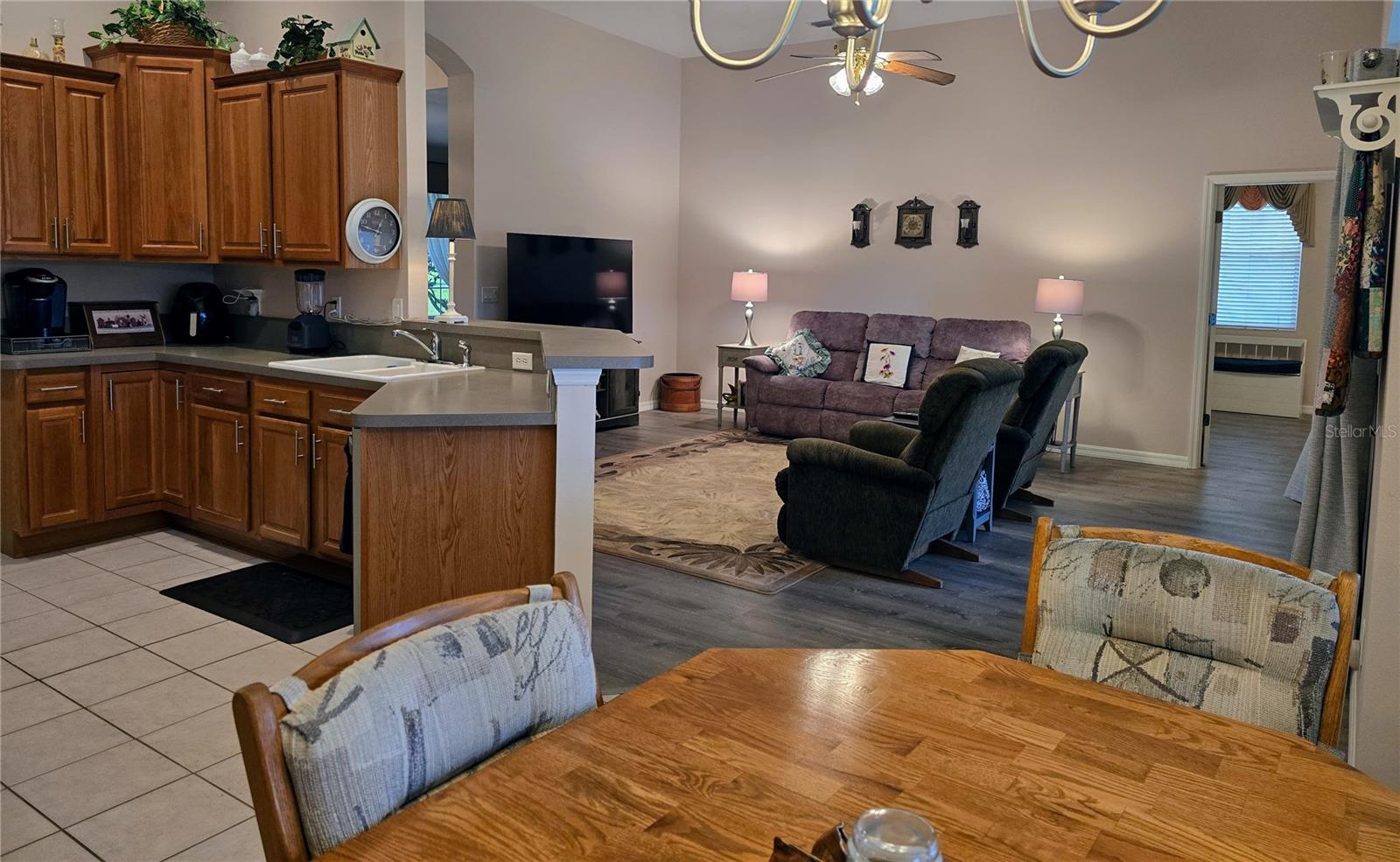 ROYAL HARBOR PH 01 - Residential