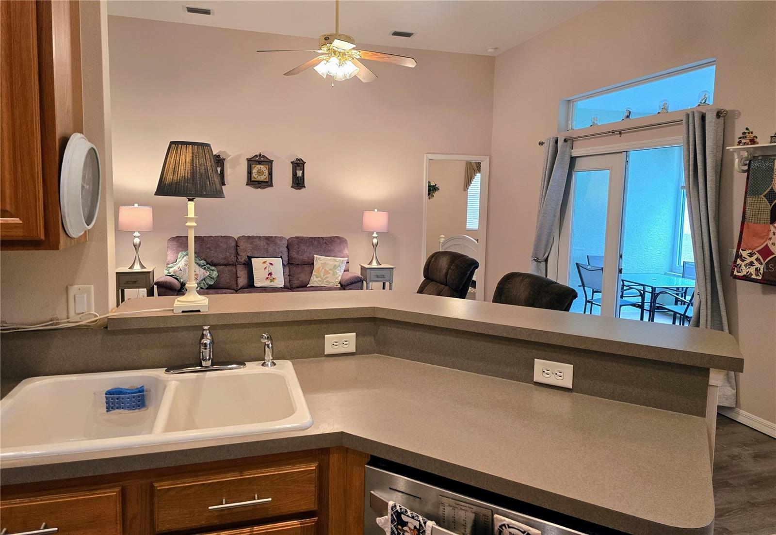 ROYAL HARBOR PH 01 - Residential