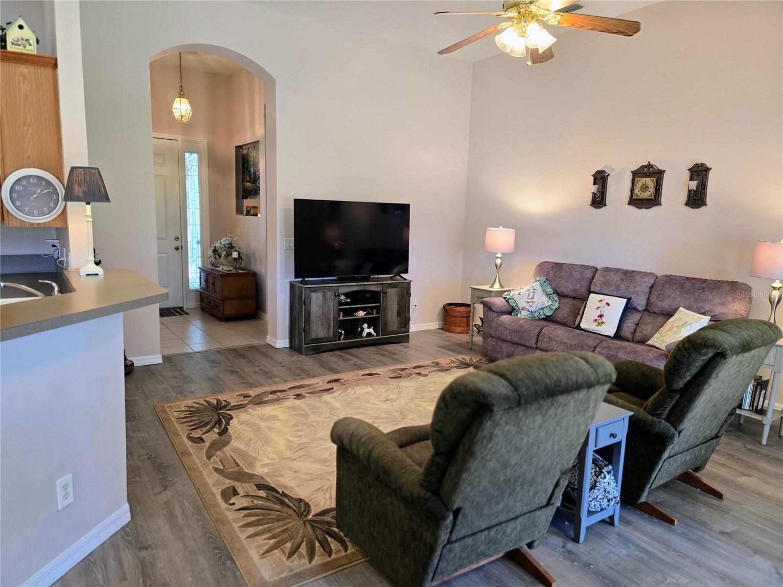 ROYAL HARBOR PH 01 - Residential