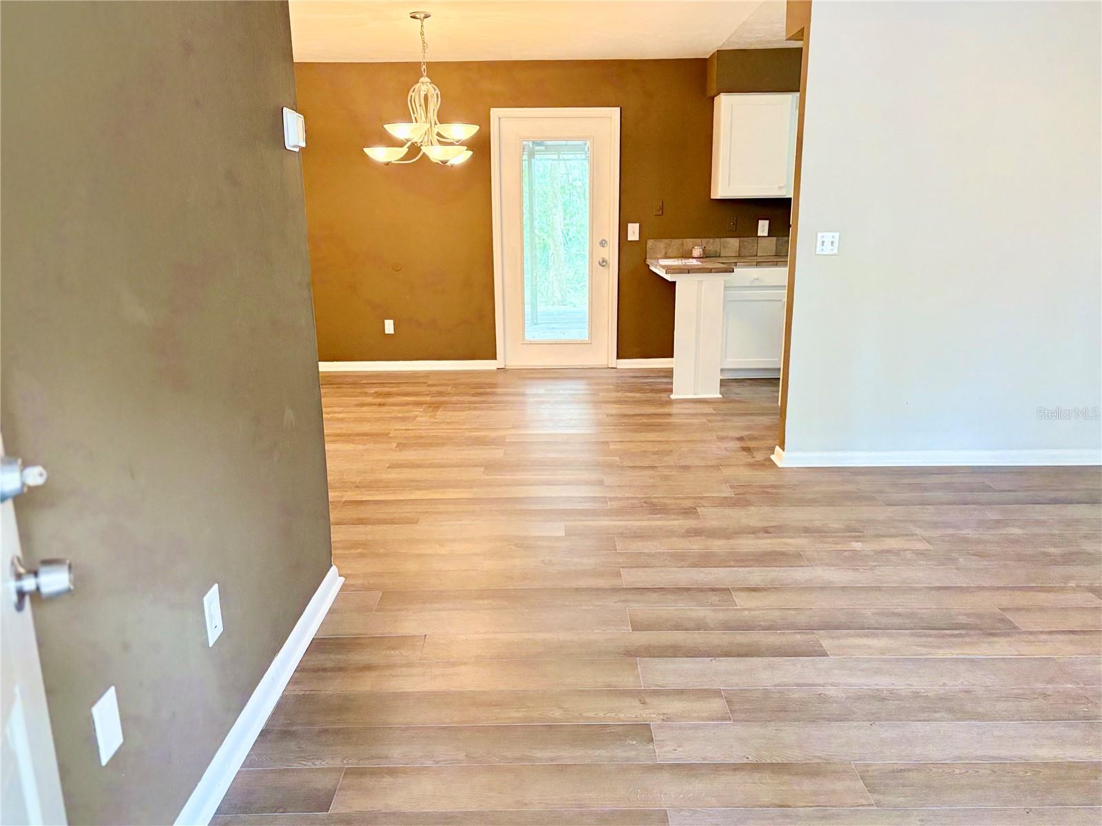 BROKEN ARROW - Residential