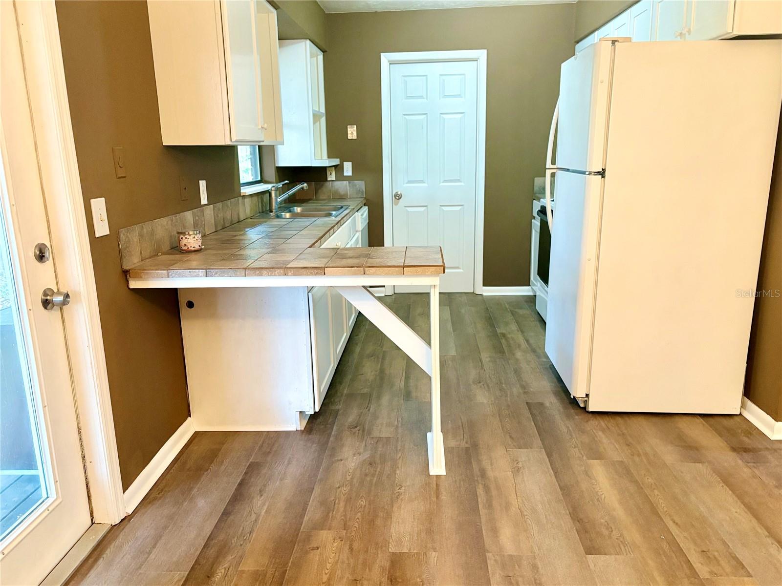 BROKEN ARROW - Residential