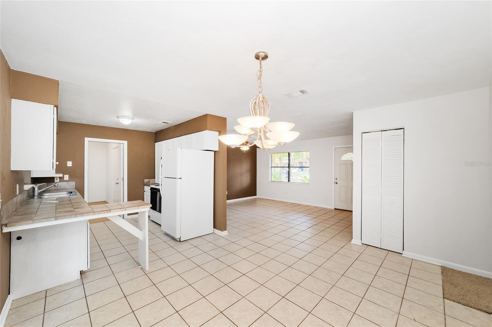 BROKEN ARROW - Residential