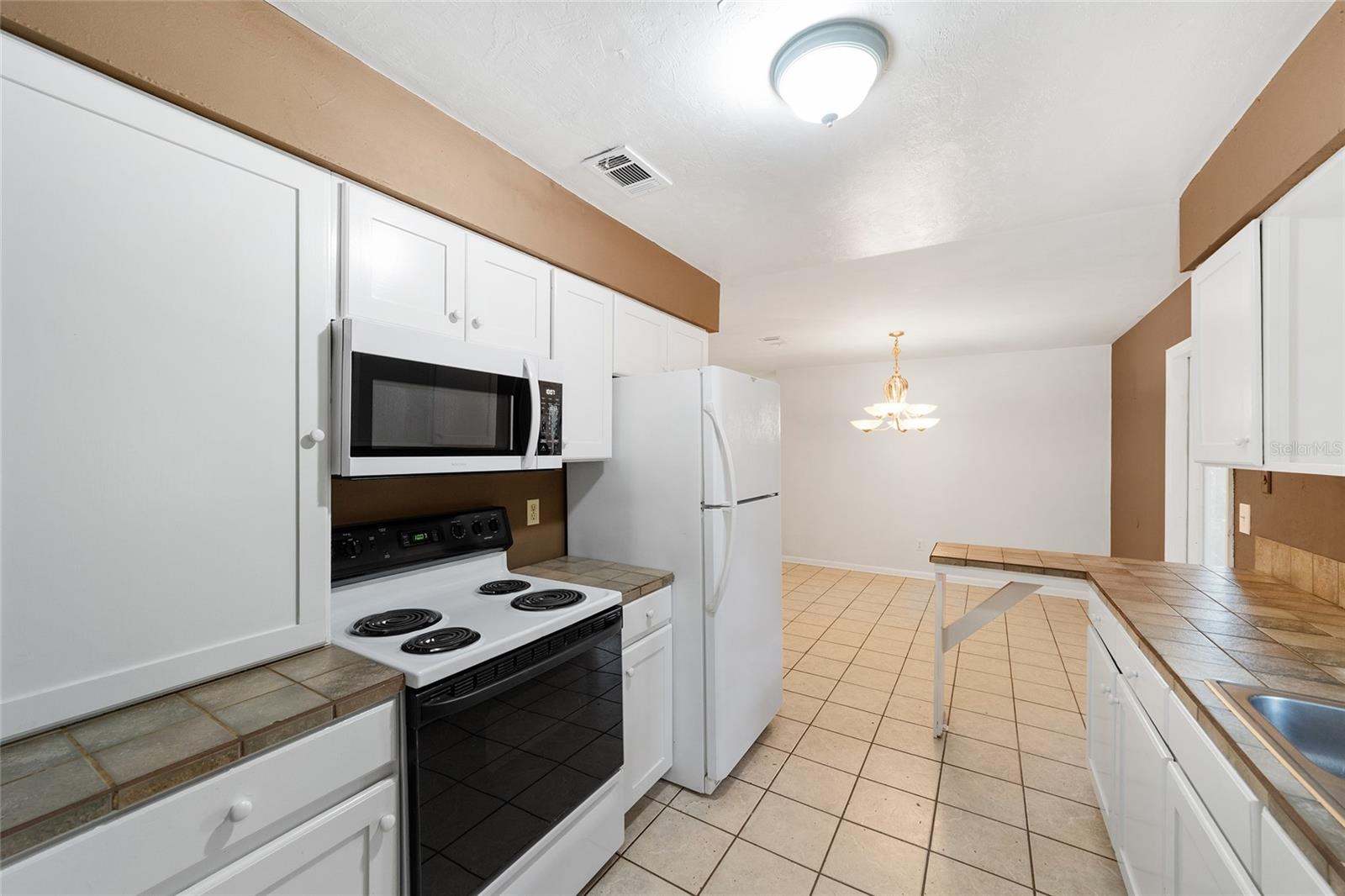 BROKEN ARROW - Residential