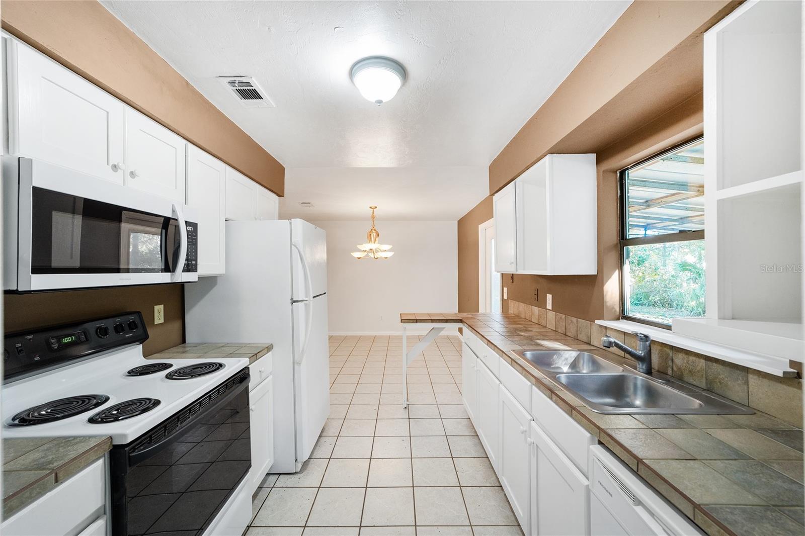 BROKEN ARROW - Residential