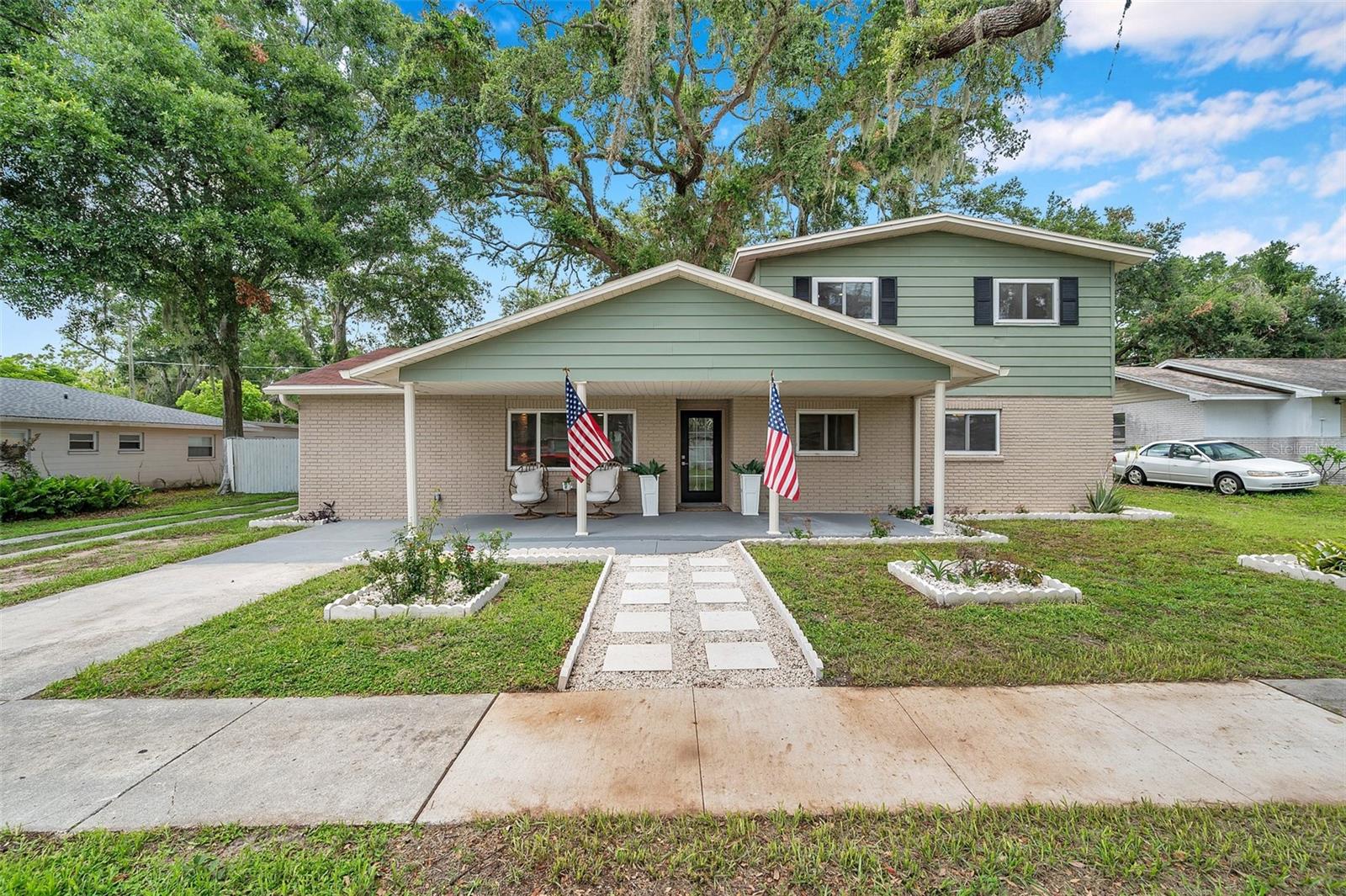 205 W WHEELER ROAD