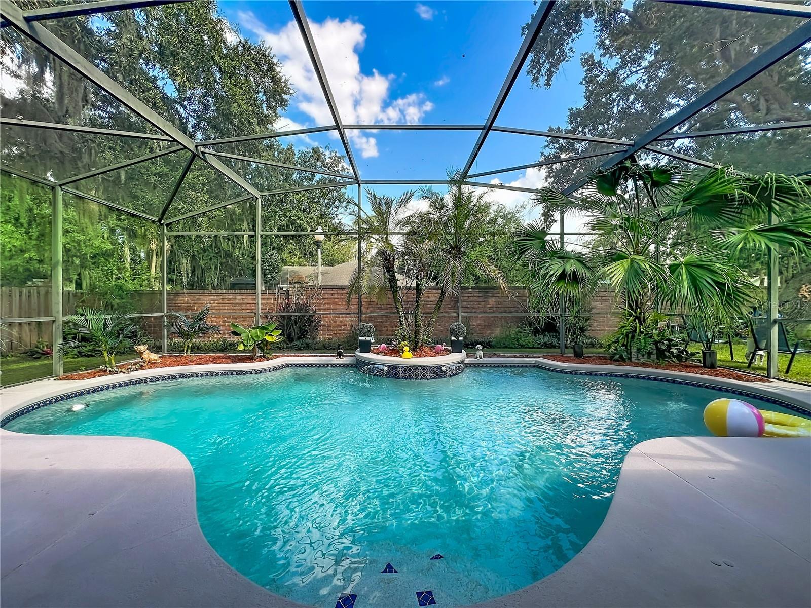 1105 SHADOWBROOK TRAIL