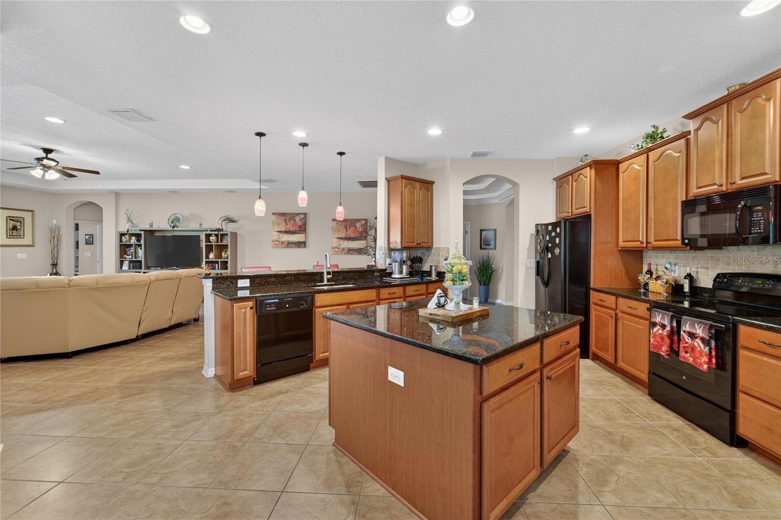 AVELAR CREEK NORTH - Residential