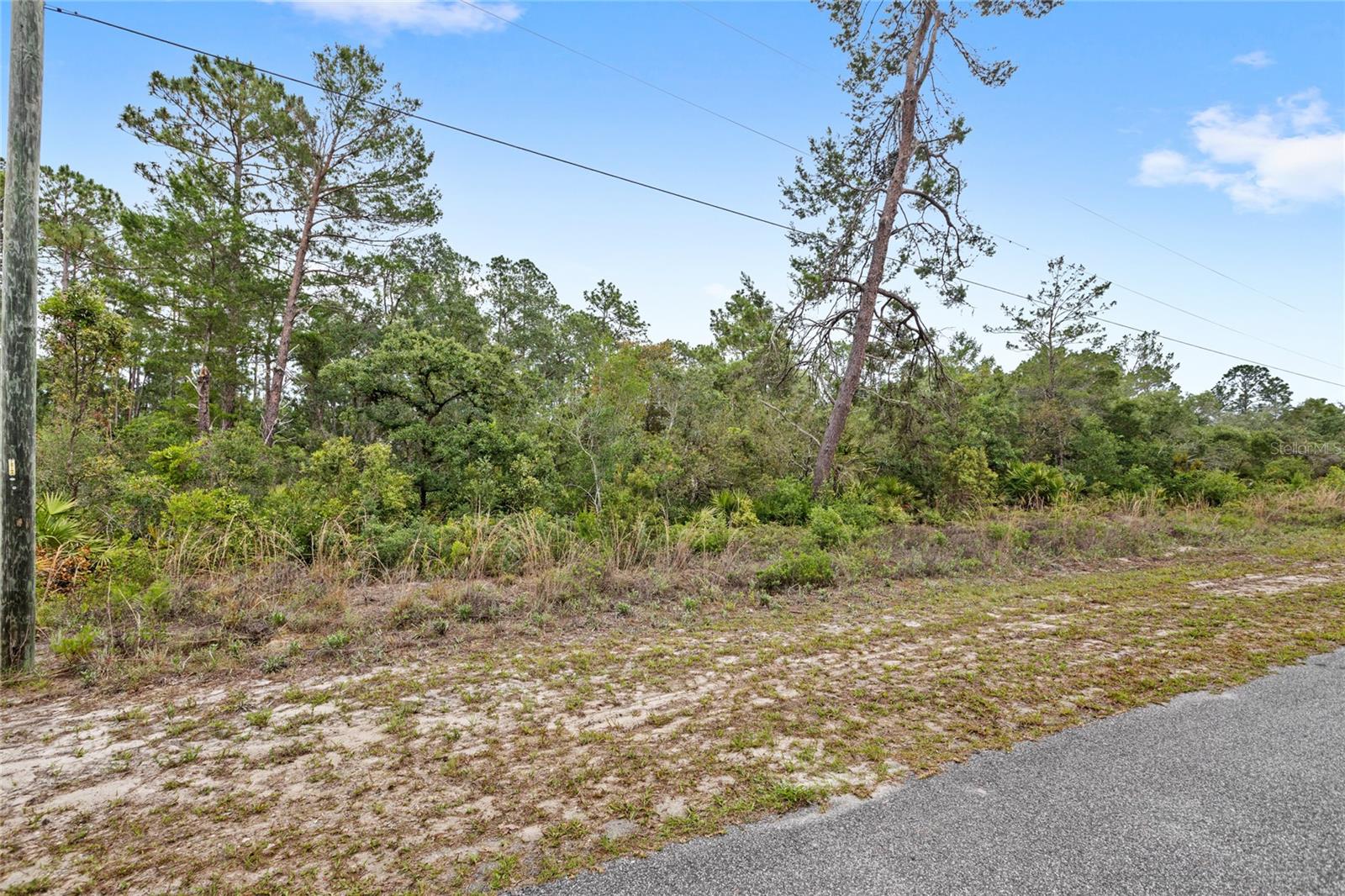 ROYAL TRAILS UNIT 01 - Land