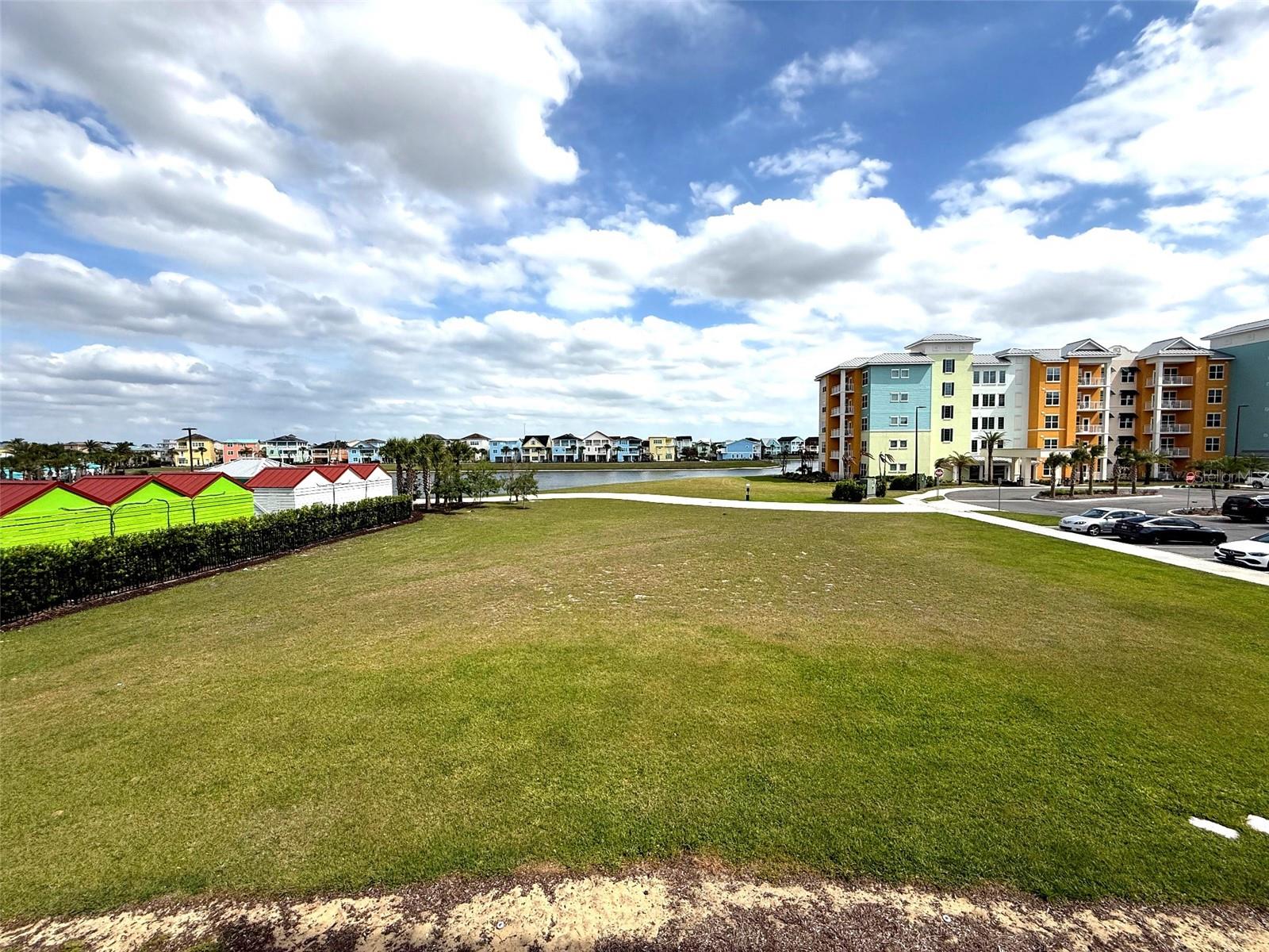 SUNSET WALK HOTEL CONDO PH 2-5 - Residential