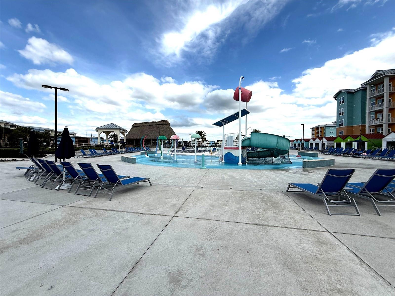 SUNSET WALK HOTEL CONDO PH 2-5 - Residential