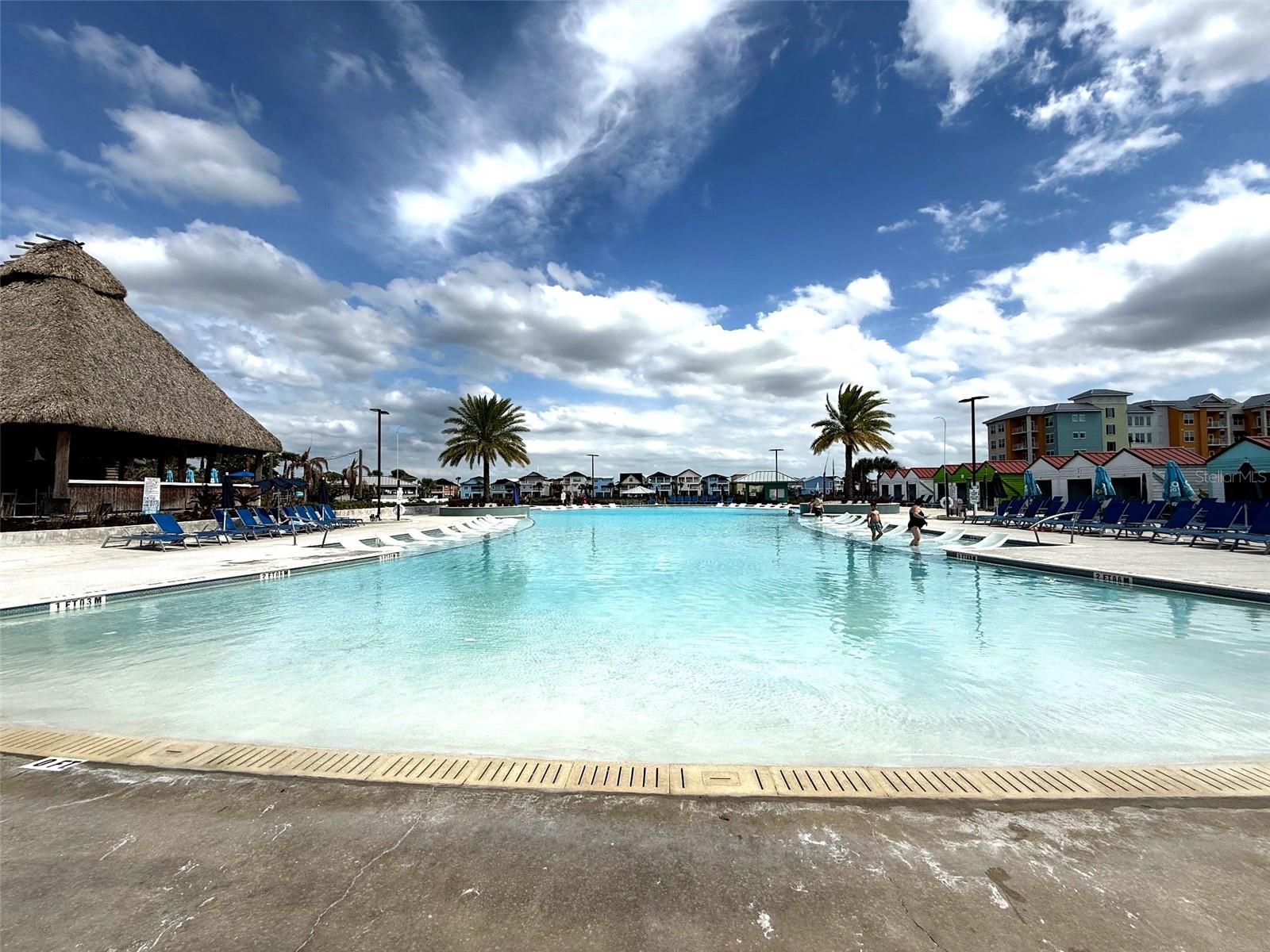 SUNSET WALK HOTEL CONDO PH 2-5 - Residential