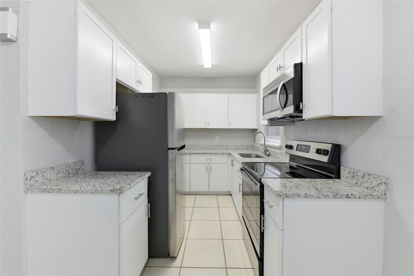 WESTSIDE MANOR SEC 02 - Residential