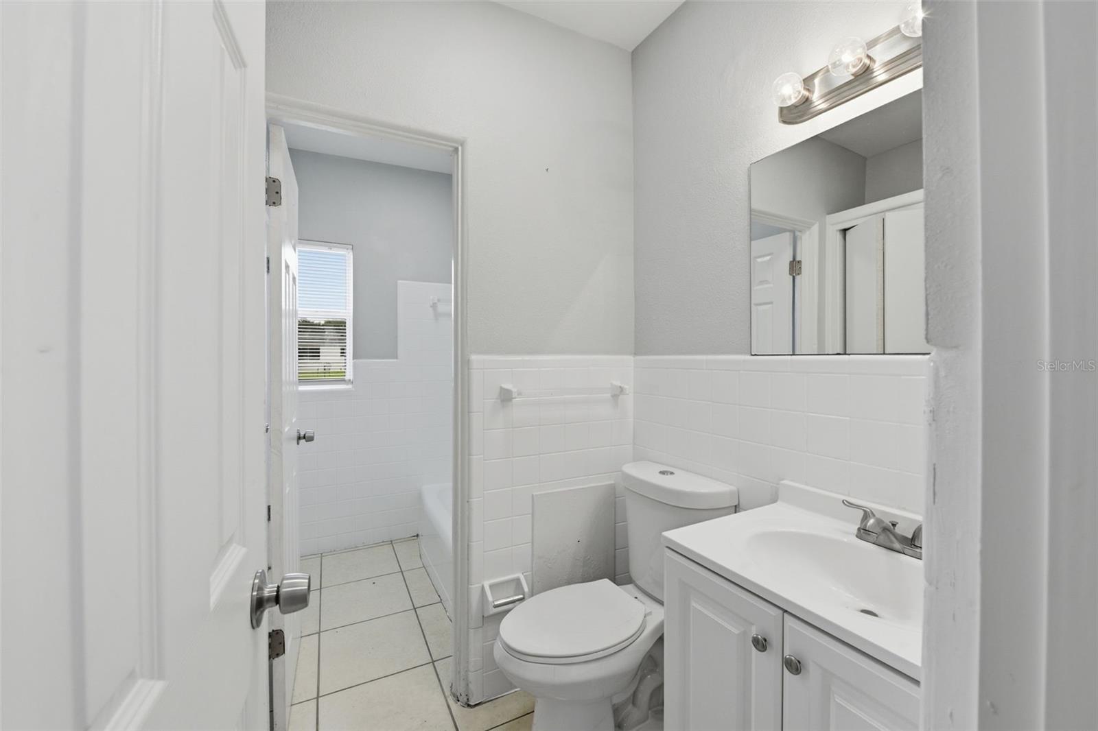 WESTSIDE MANOR SEC 02 - Residential