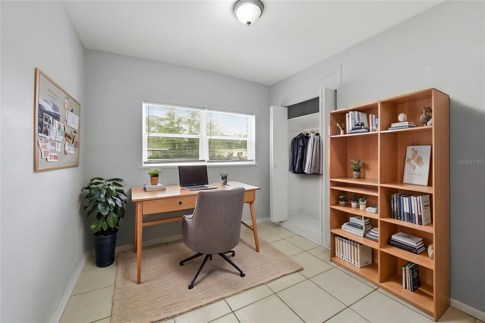 WESTSIDE MANOR SEC 02 - Residential