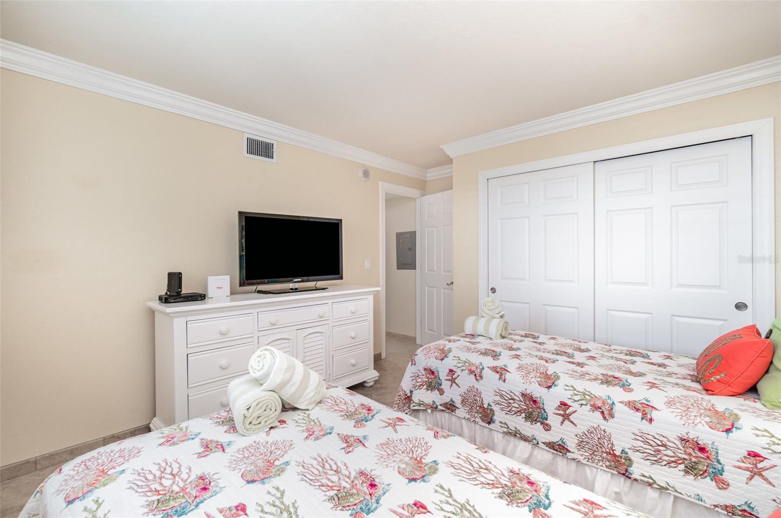SANIBEL HARBOUR TOWER CONDO - Residential