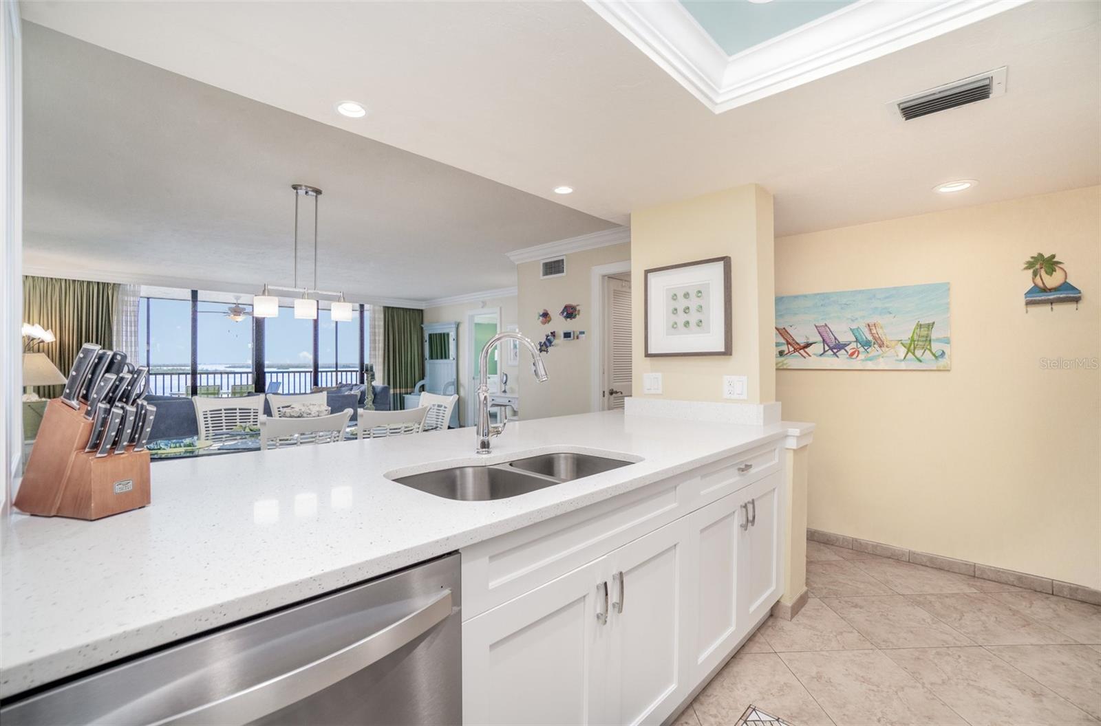 SANIBEL HARBOUR TOWER CONDO - Residential