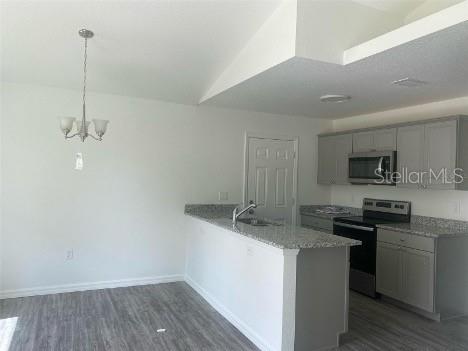 RAINBOW LAKES ESTATE - Residential Lease