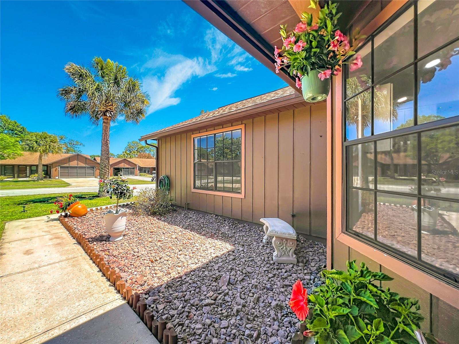 ADMIRALTY LAKES LAKE PATIO HOMES 02 REP PH 01 - Residential