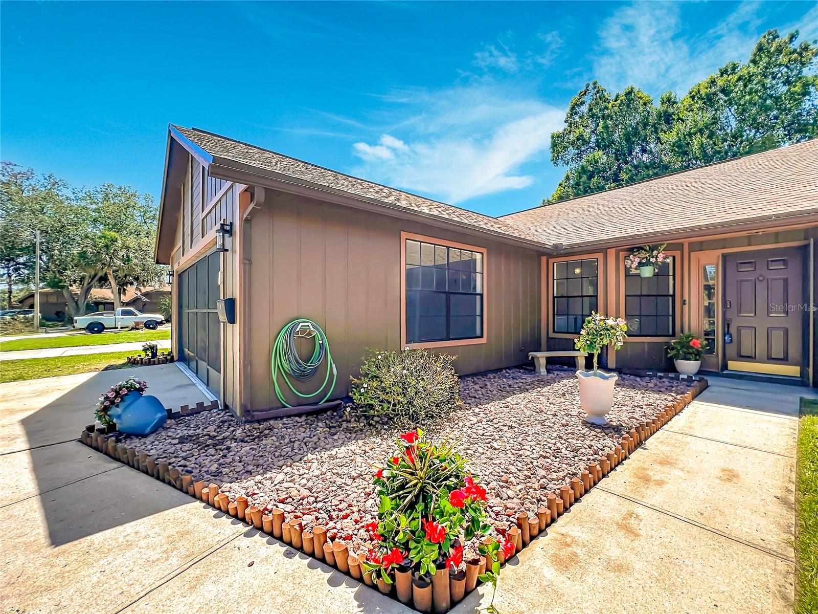 ADMIRALTY LAKES LAKE PATIO HOMES 02 REP PH 01 - Residential