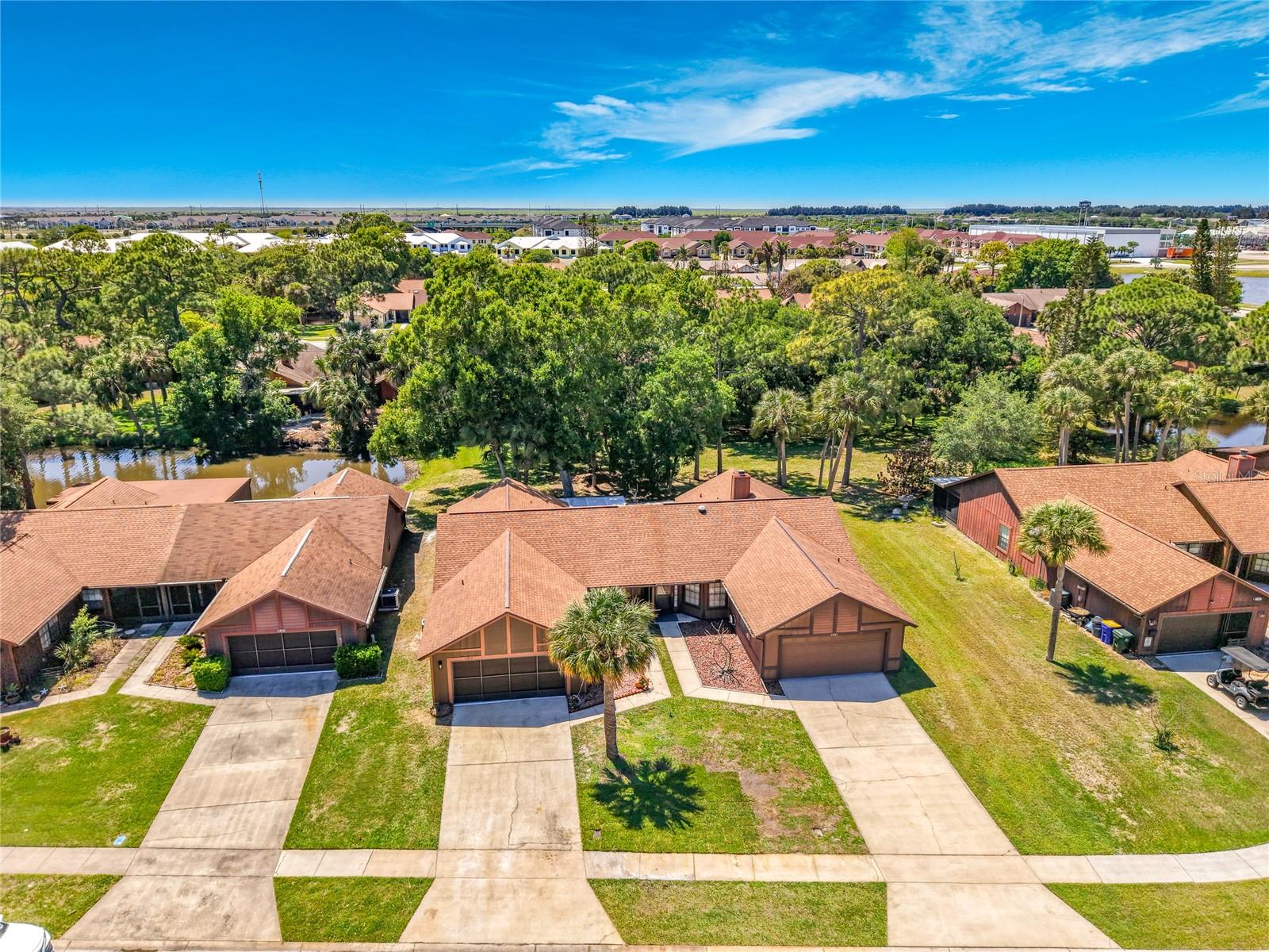 ADMIRALTY LAKES LAKE PATIO HOMES 02 REP PH 01 - Residential