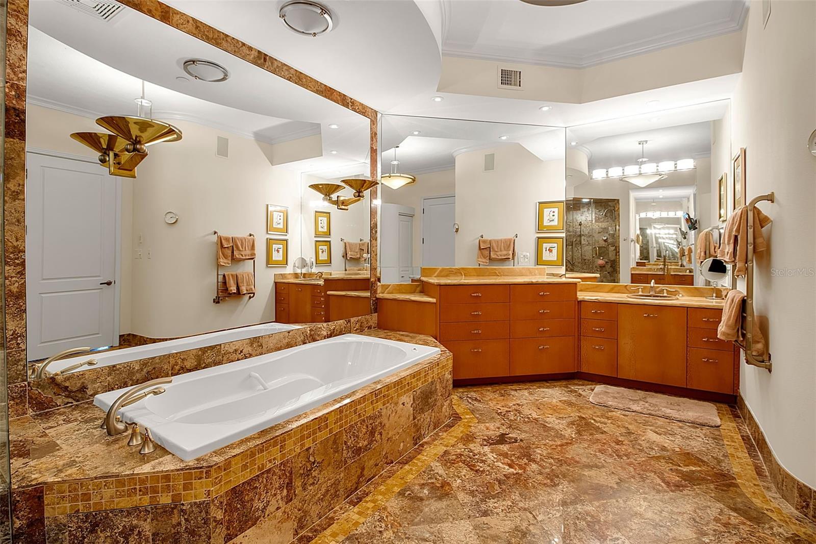 MERIDIAN AT THE OAKS - Residential
